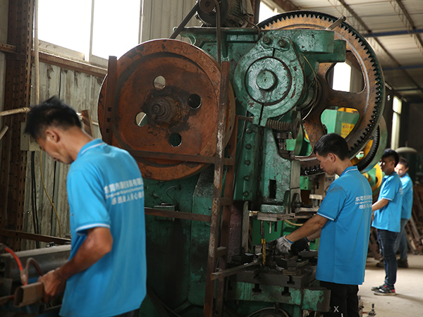 开云(中国)-生产车间